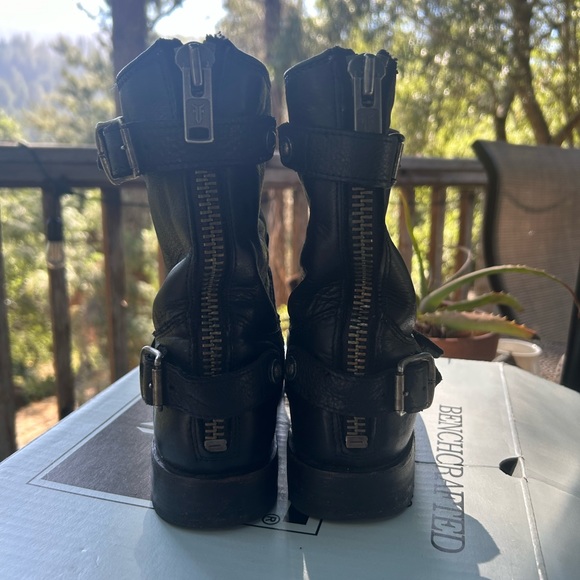Frye Veronica Back Zip Short Boot in Black - Picture 2 of 4